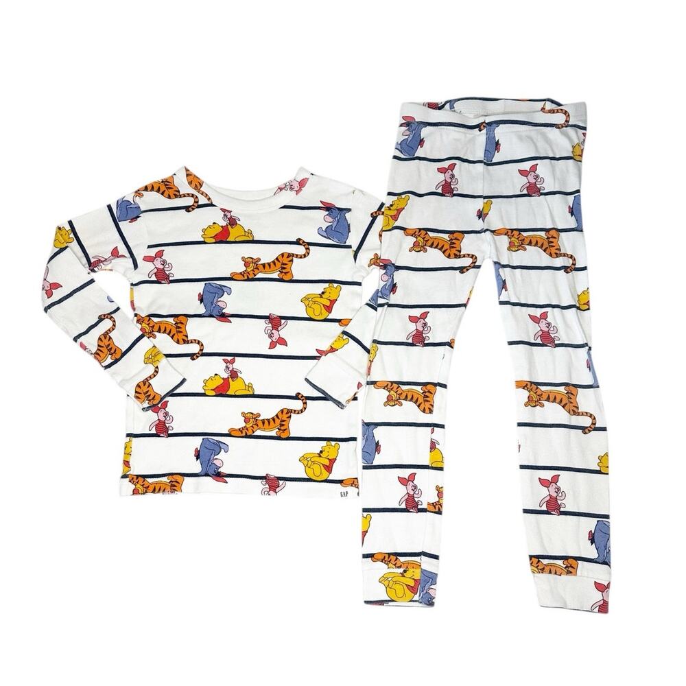 Gap x Disney Winnie the Pooh Pajama Set Size 5T